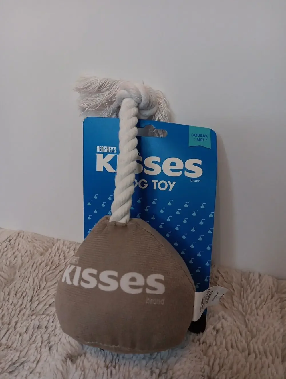 Hershey's Kisses - Plush Dog Toy - Crinkle Filling - Squeaker - Rope